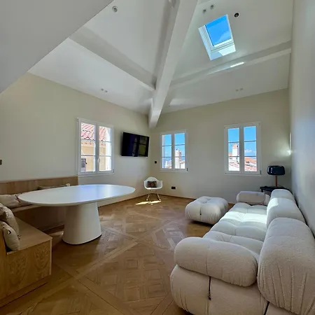 Townhouse In Tropez Σαιν-Τροπέ